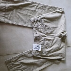 Nwt Unisex Tan Pants.. American Eagle Outfitters Khaki Boot Cut pants. 26x28
